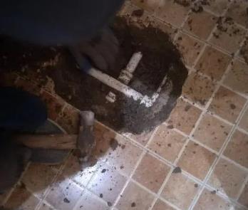 茄子河卫生间漏水维修公司为您分享下卫生间渗水如何处理及注意事项